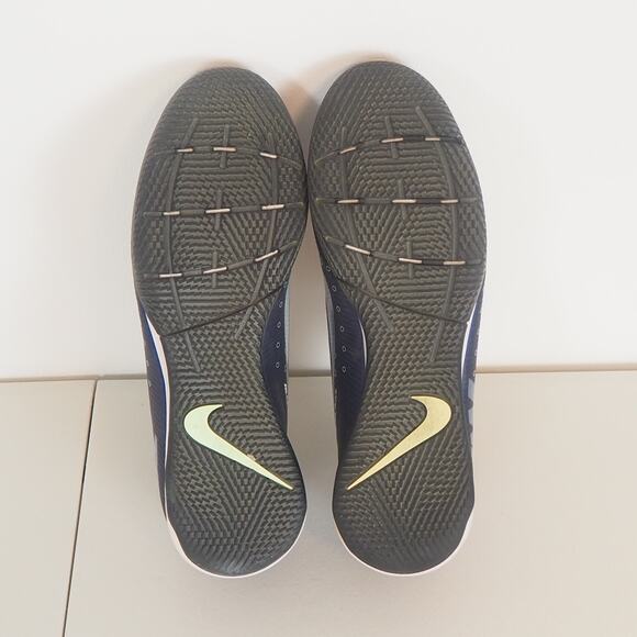 Nike Mercurial Vapor 13 Academy MDS 10A 73P Men's 8.5 Indoor Soccer Shoe - Picture 9 of 10